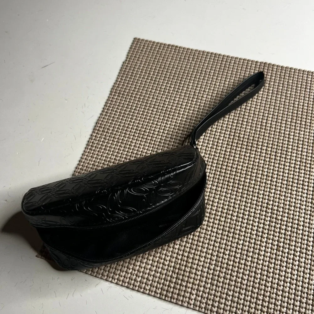 Oakley Black Embossed Monogram Logo Sunglasses Case Hard Shell Zipper Wristlet